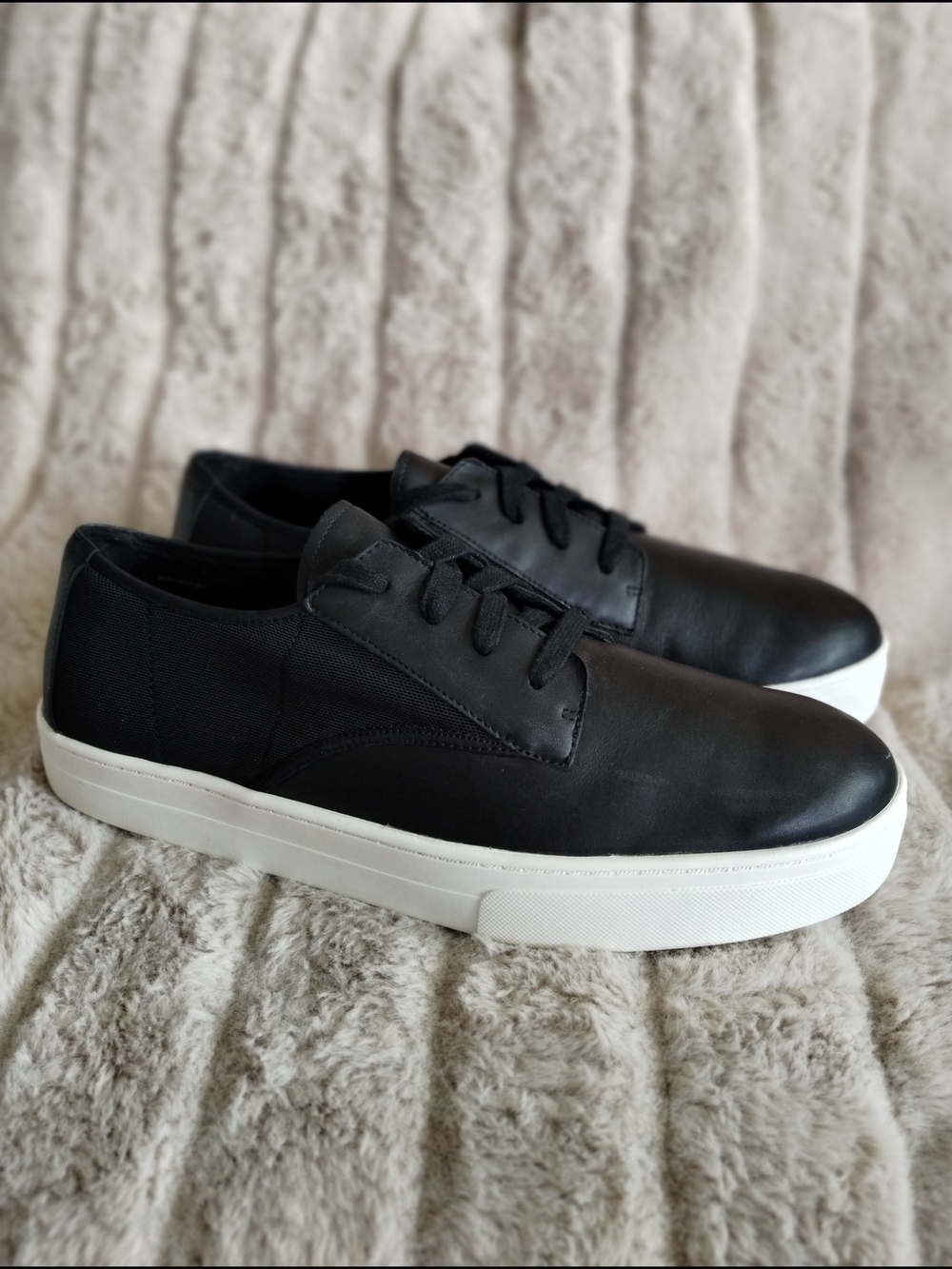 Eileen Fisher Black Leather Lace-Up Sneakers Women’s 9 Minimalist Comfort Shoes